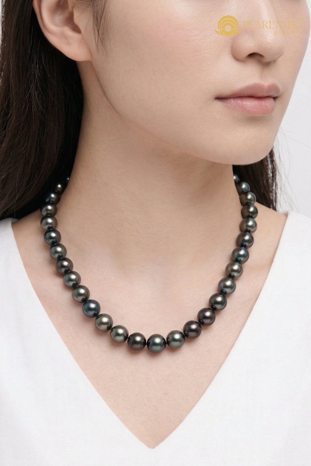 CHUỖI NGỌC TRAI LOVE ĐEN ÁNH XANH